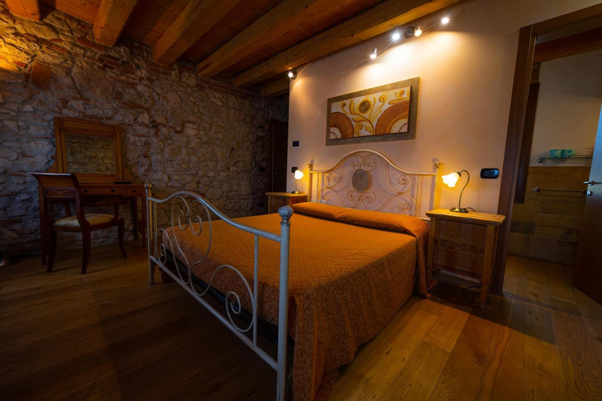 Agriturismo Riva Ratta 몬테치오마조레 외부 사진